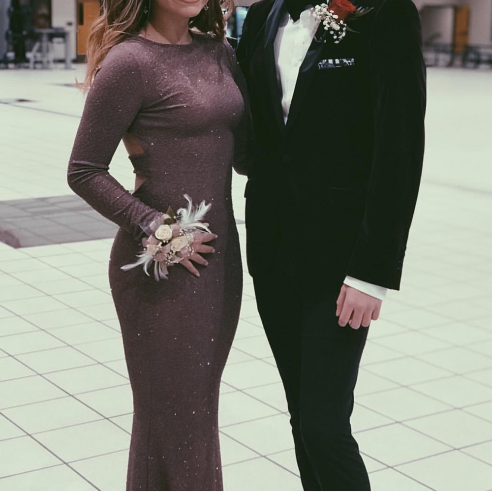 Long Sleeve Mauve Homecoming/Prom Dress